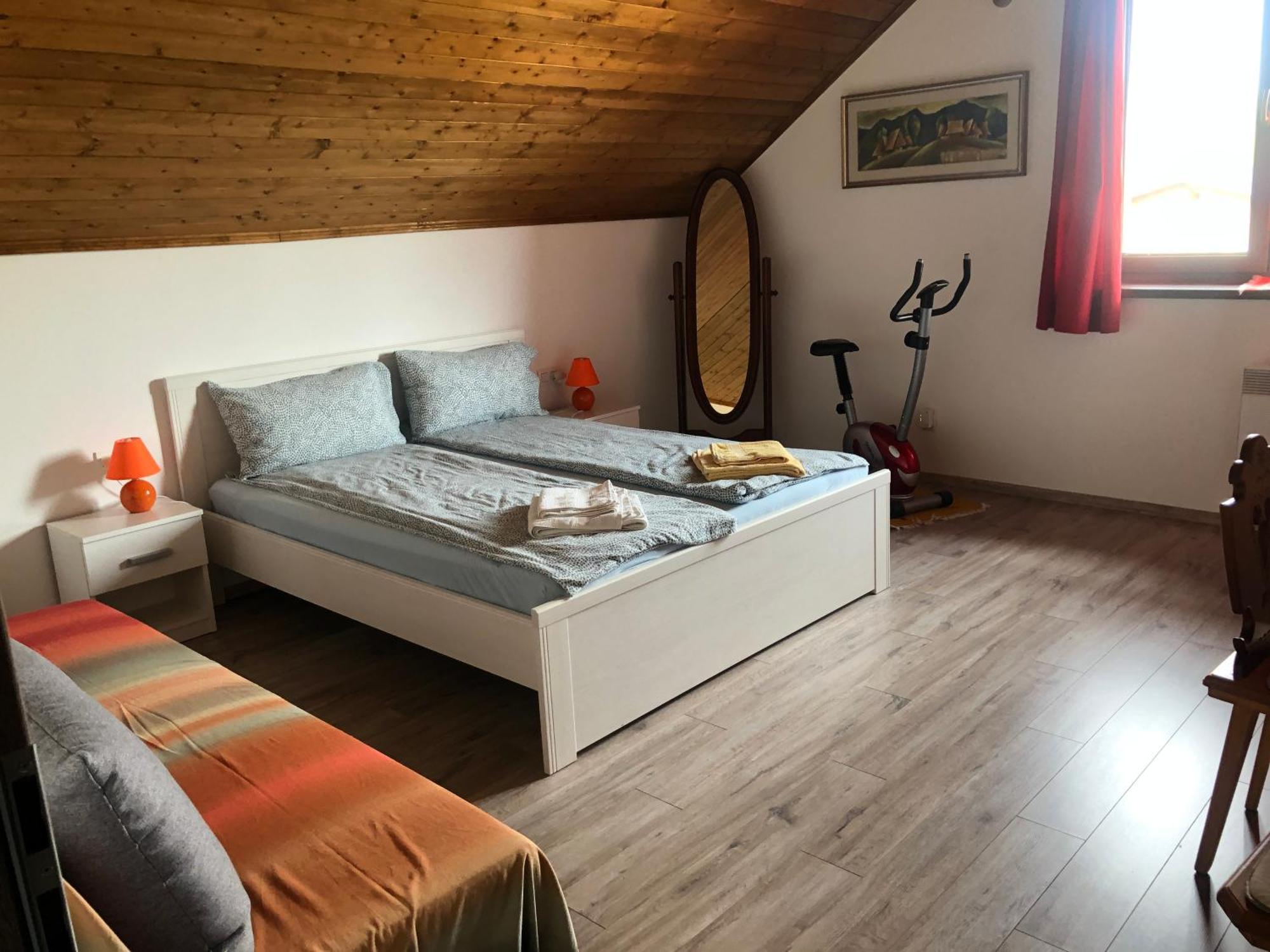 Casa Spas Banská Bystrica Buitenkant foto