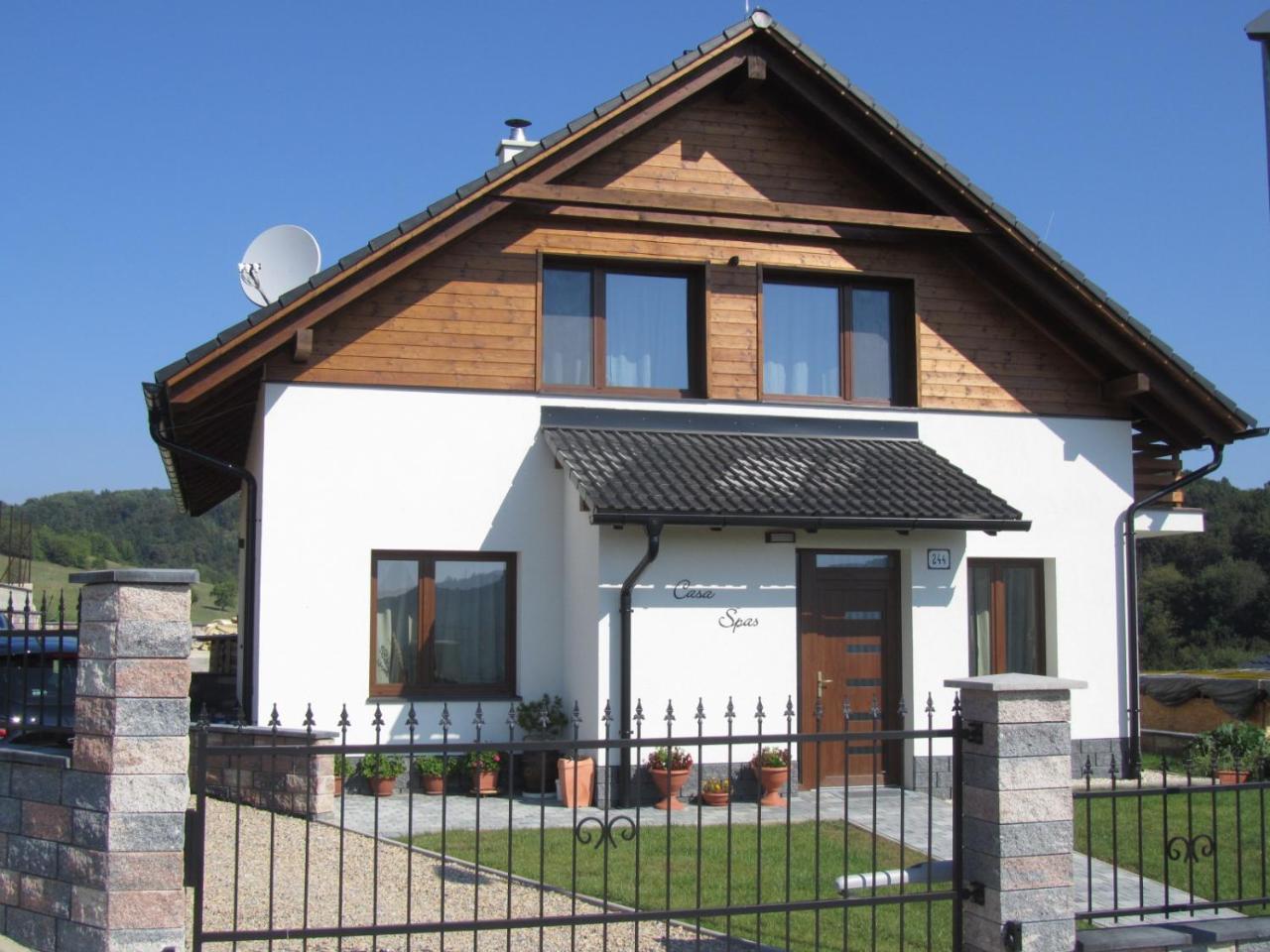 Casa Spas Banská Bystrica Buitenkant foto